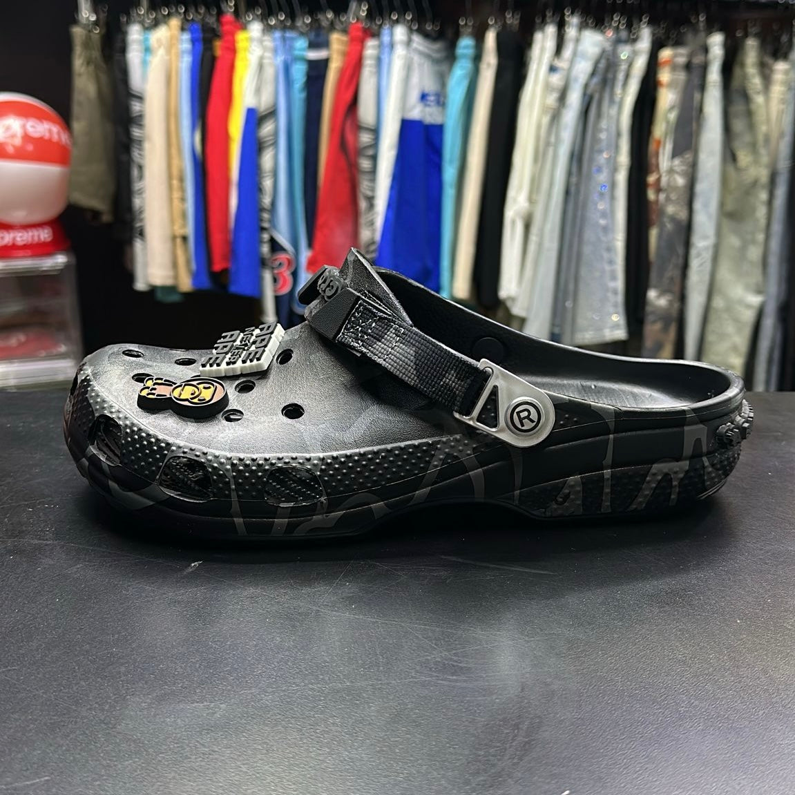 Bape x Crocs Black qckPR