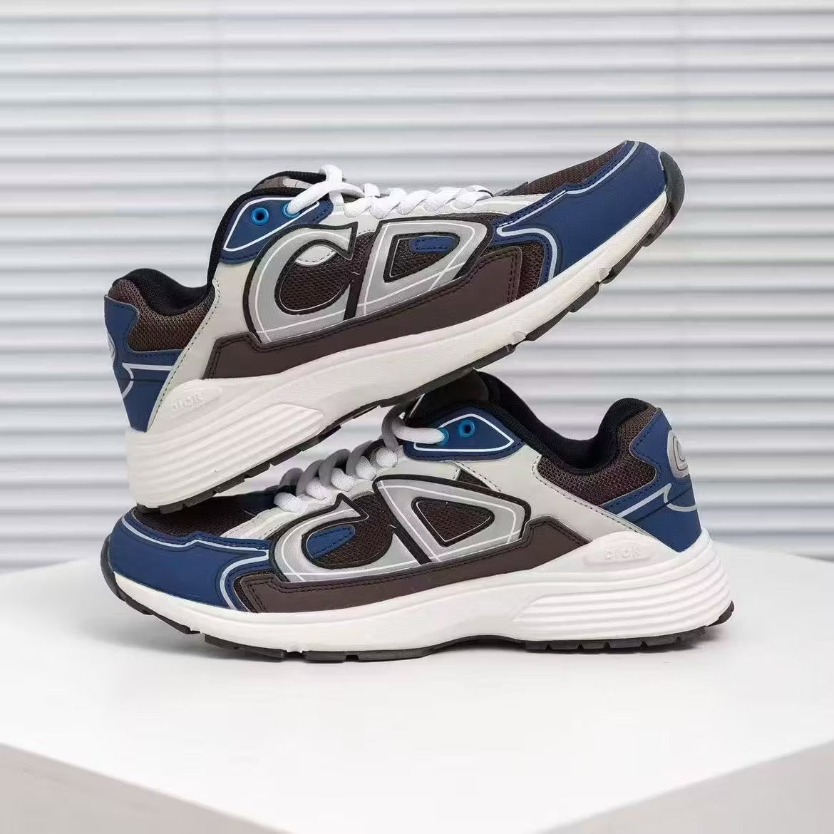 Dior B30