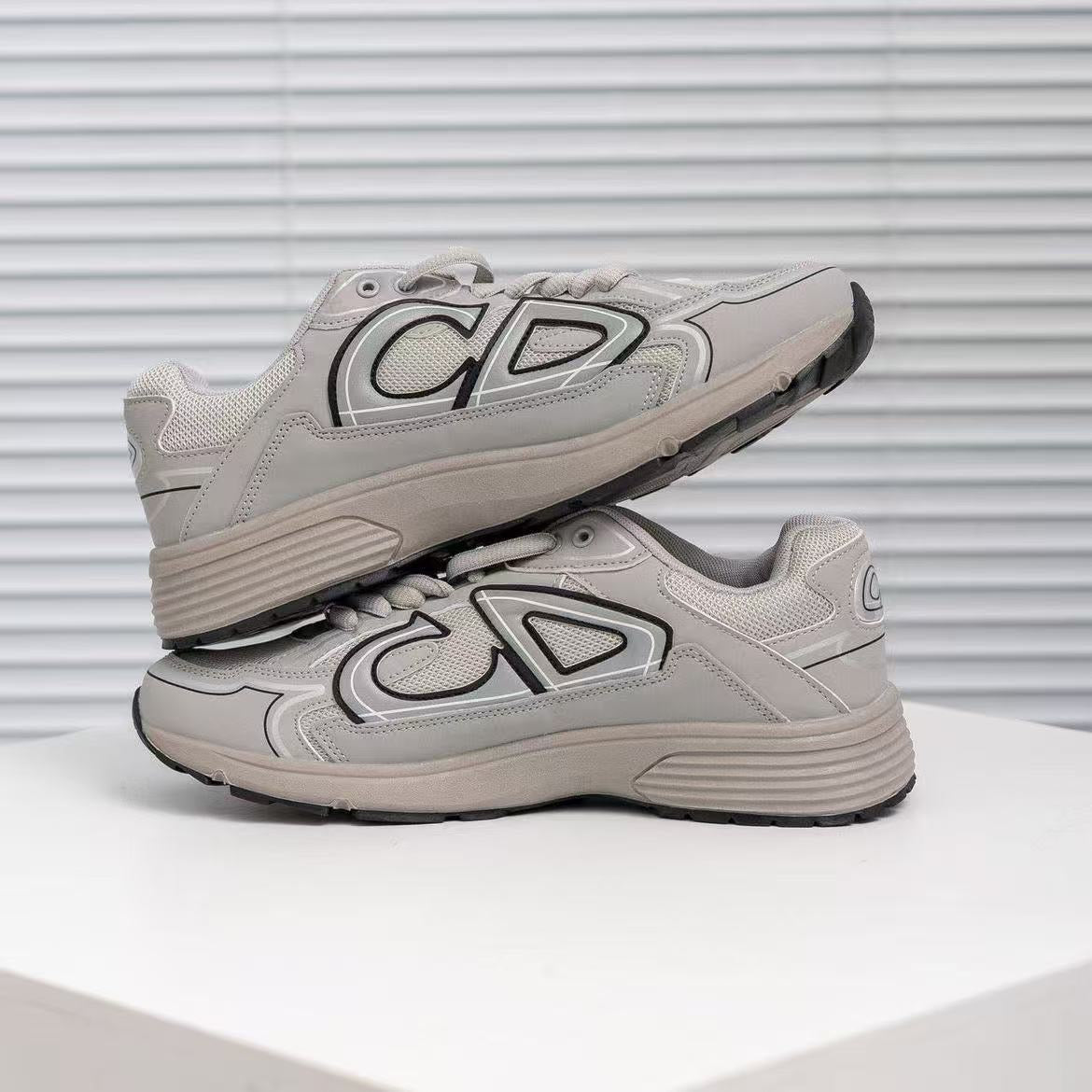 Dior B30