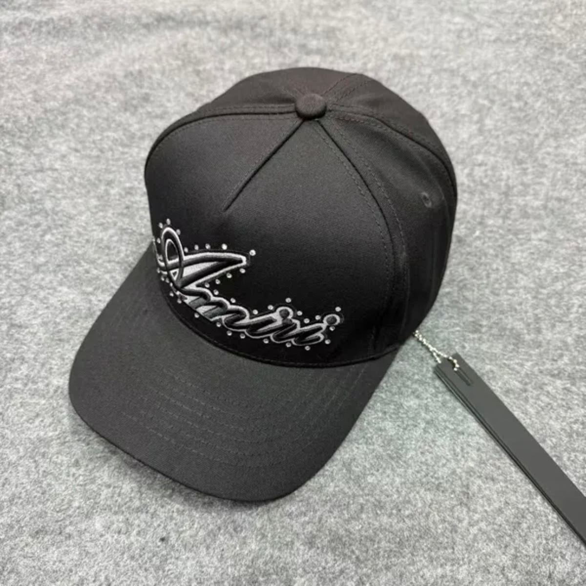 Amiri Hat