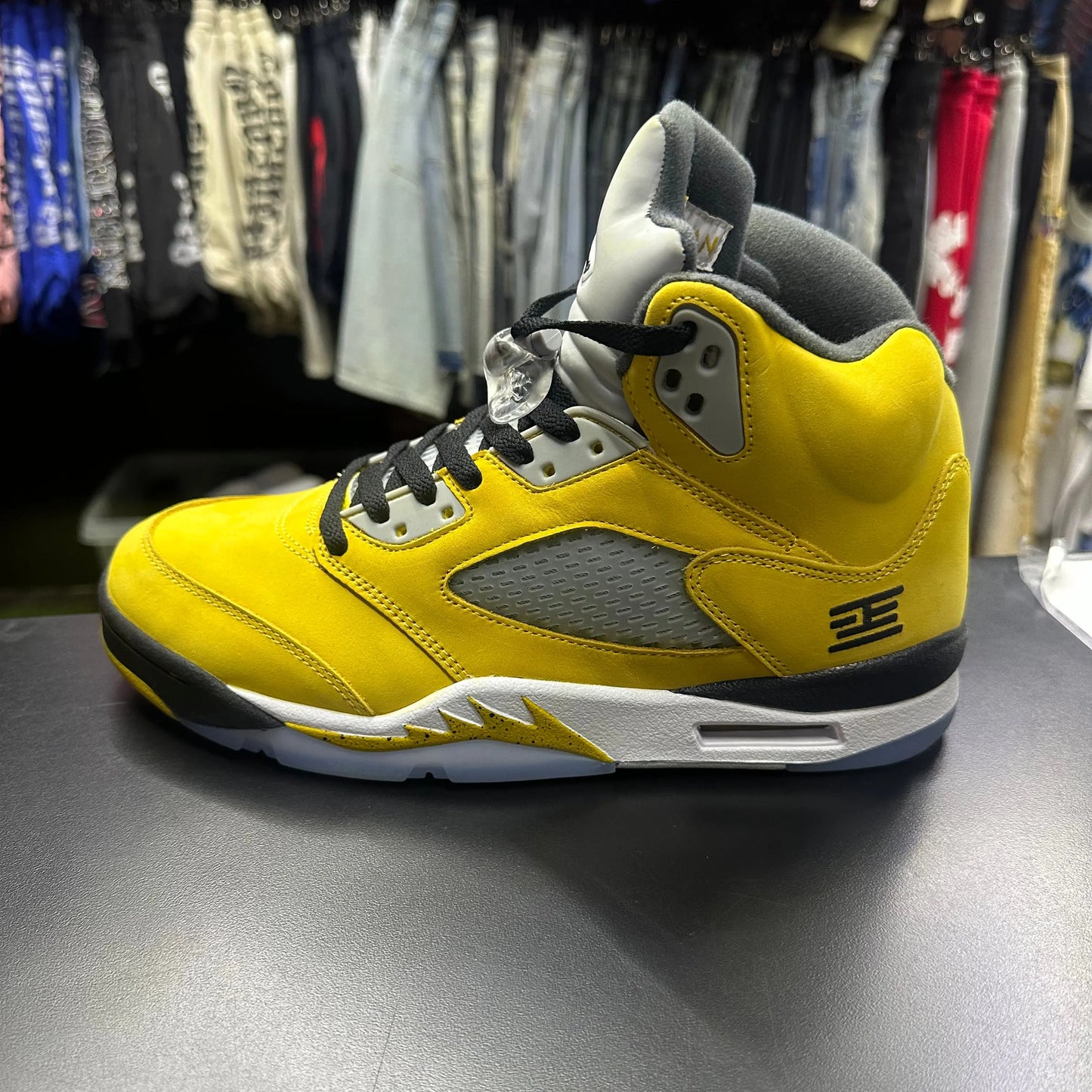 Retro 5 Tokyo T23