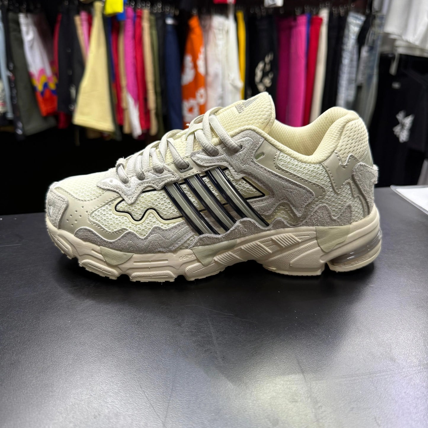 Bad Bunny React Wonder White