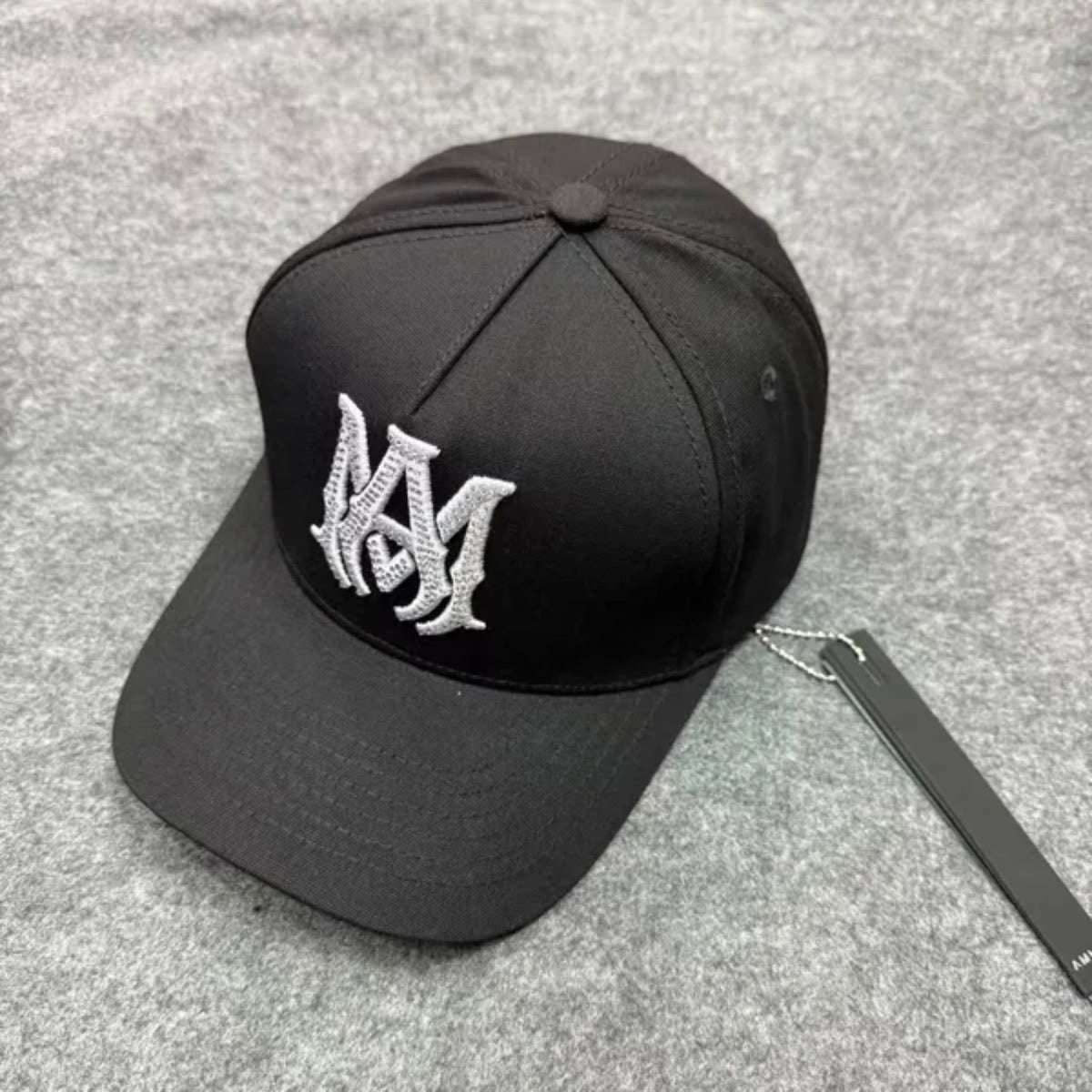 Amiri Hat