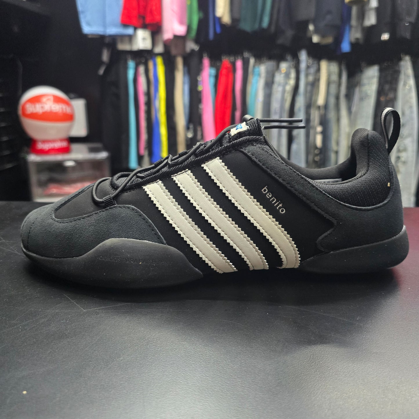 Bad Bunny Ballerina Chalk Black