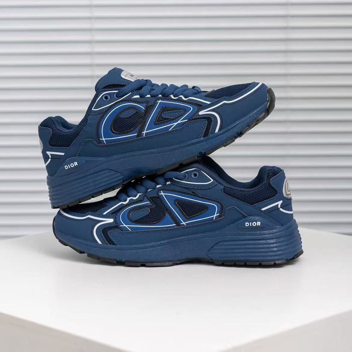 Dior B30