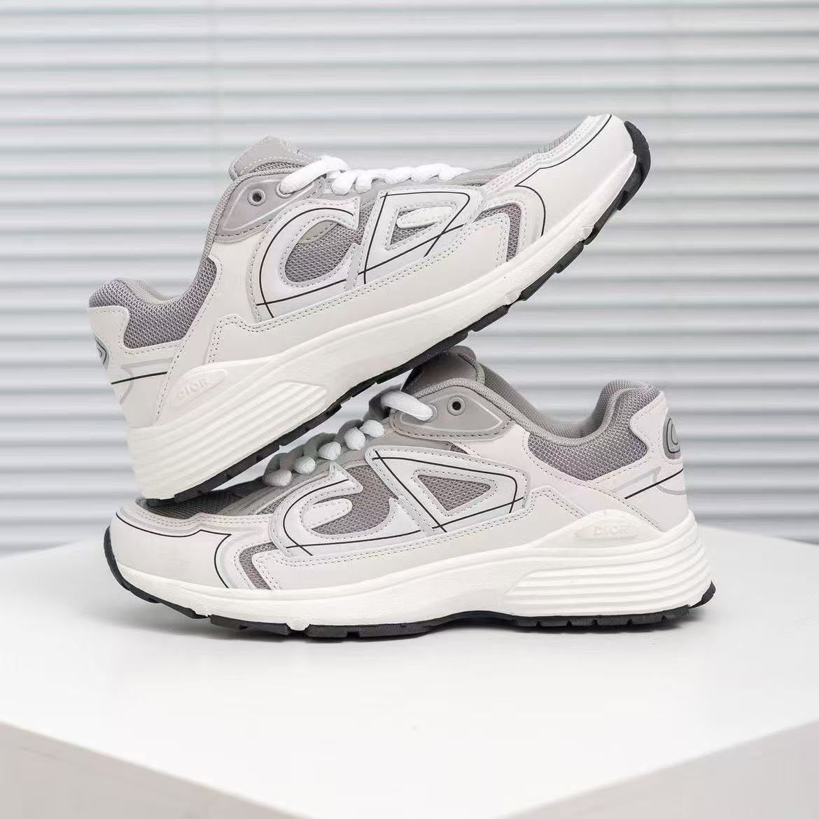 Dior B30