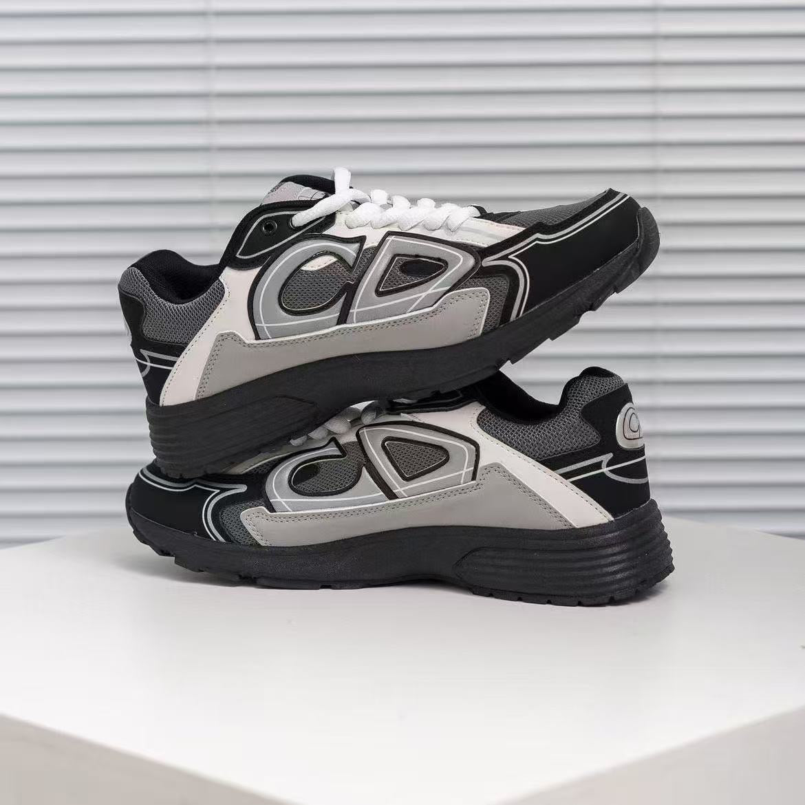 Dior B30