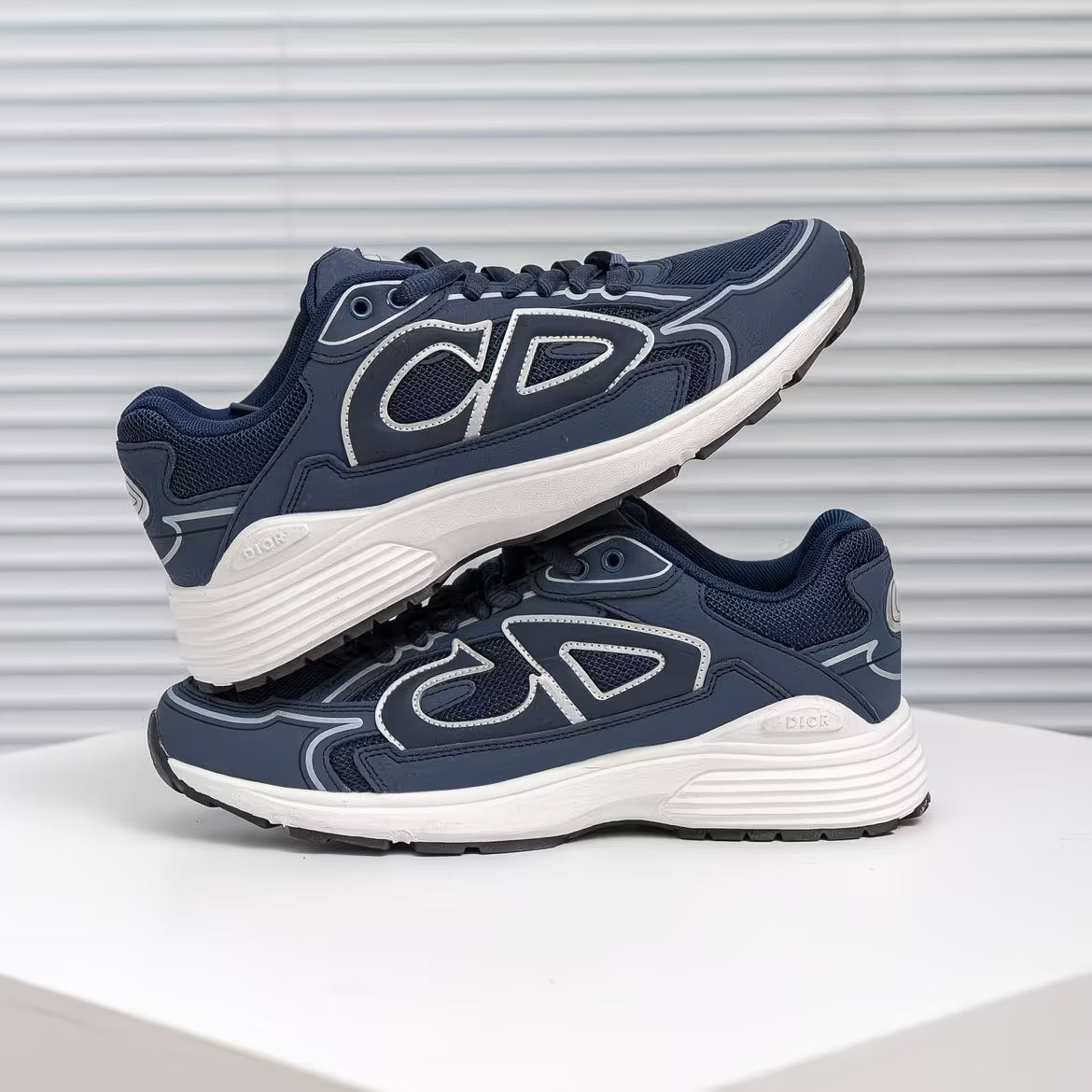 Dior B30