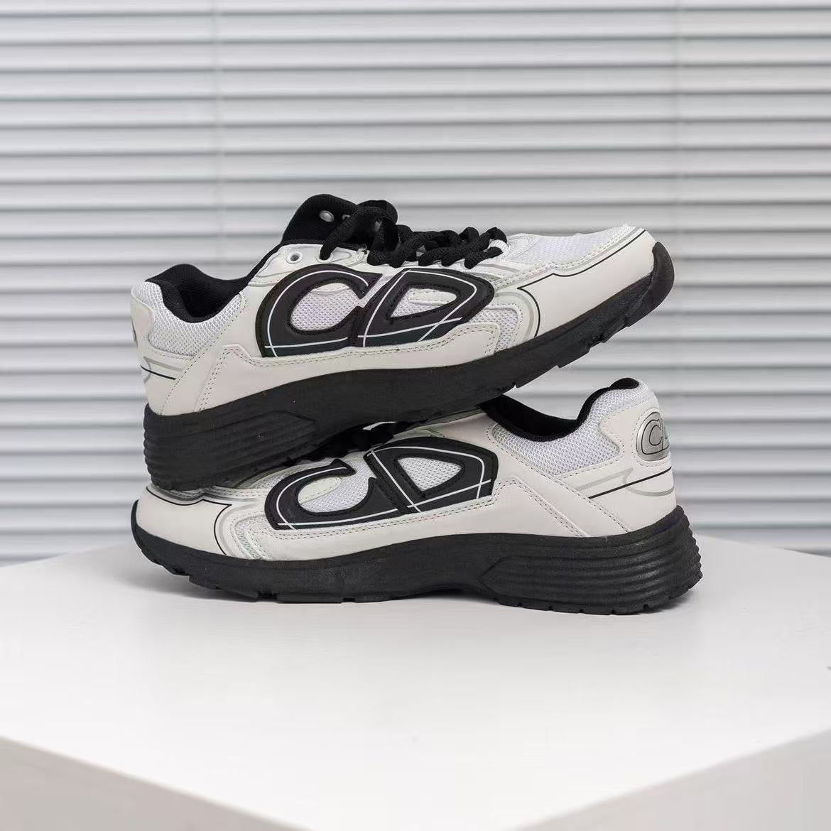 Dior B30
