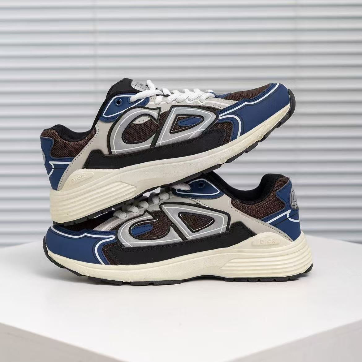 Dior B30